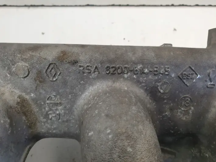 Renault Laguna III 2.0 T KOLEKTOR SSĄCY 8200614545