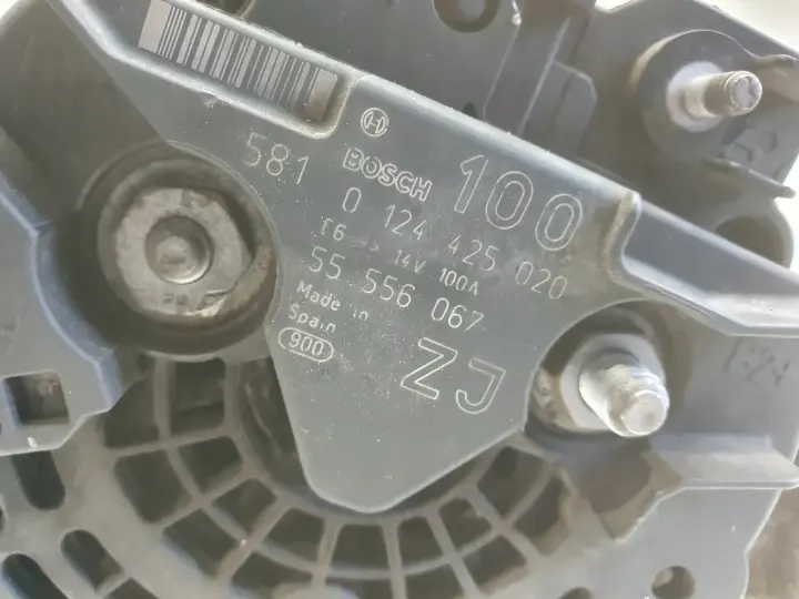 Opel Astra III H 1.6 16V ALTERNATOR 0124425020 100A ZJ