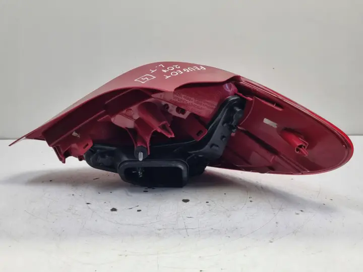 Peugeot 207 06-12r TYLNA LAMPA LEWA lewy tył kierowcy 968656608000