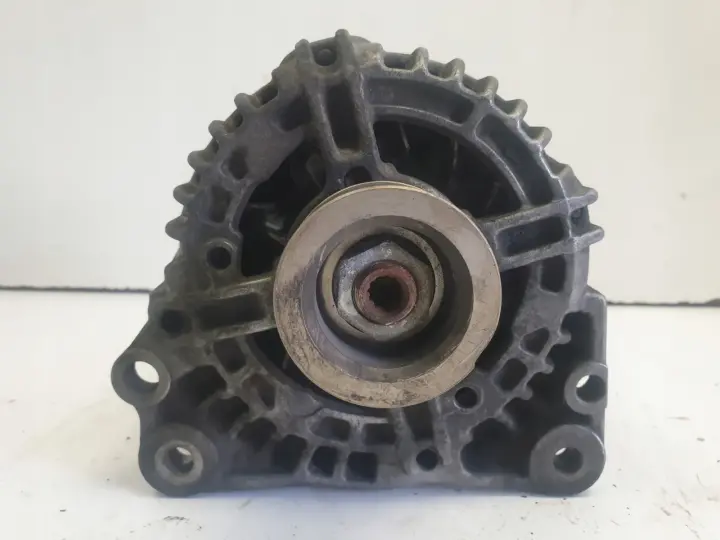 VW Golf V 1.6 FSI ALTERNATOR 03C903023D 110A