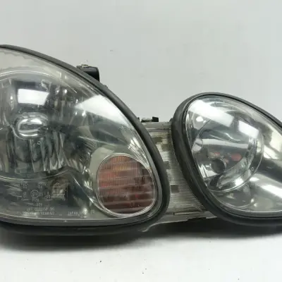 Lexus GS300 II 97-05 PRZEDNIA LAMPA prawa EUROPA