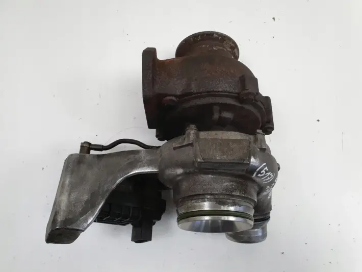 BMW E87 E90 E91 2.0 D N47 TURBOSPRĘŻARKA turbo 7800594