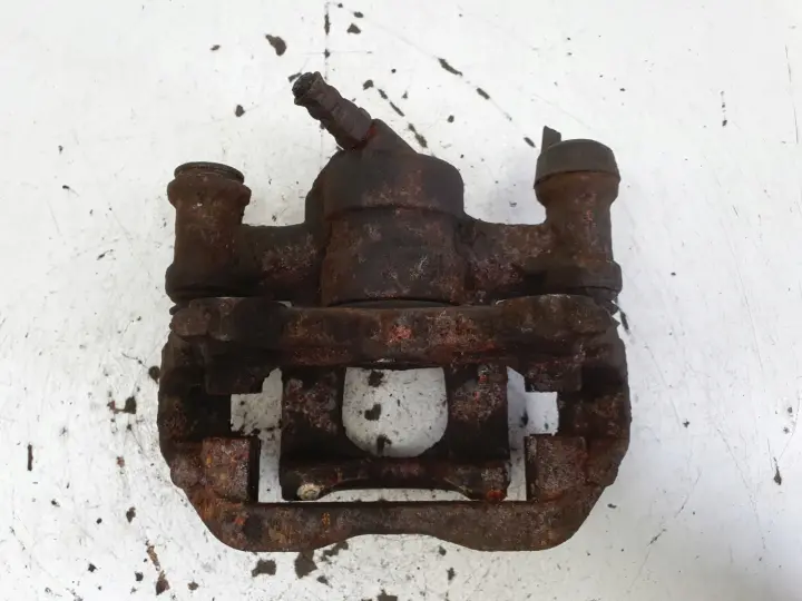 Mercedes Vito W447 PRAWY TYLNY ZACISK HAMULCOWY tył pasażera P.T