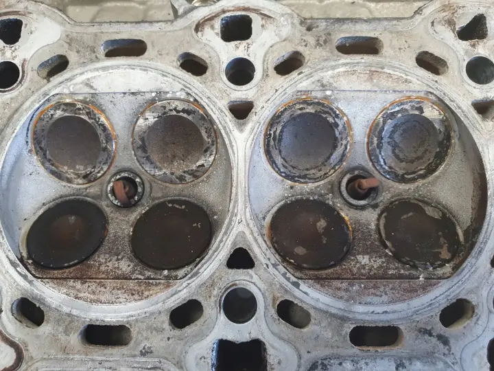 Opel Corsa D 1.2 16V GŁOWICA CYLINDRÓW A12XEP 55568426