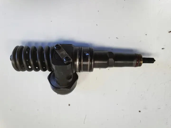 VW Golf IV Bora 1.9 TDI POMPOWTRYSKIWACZ wtrysk 038130073AQ