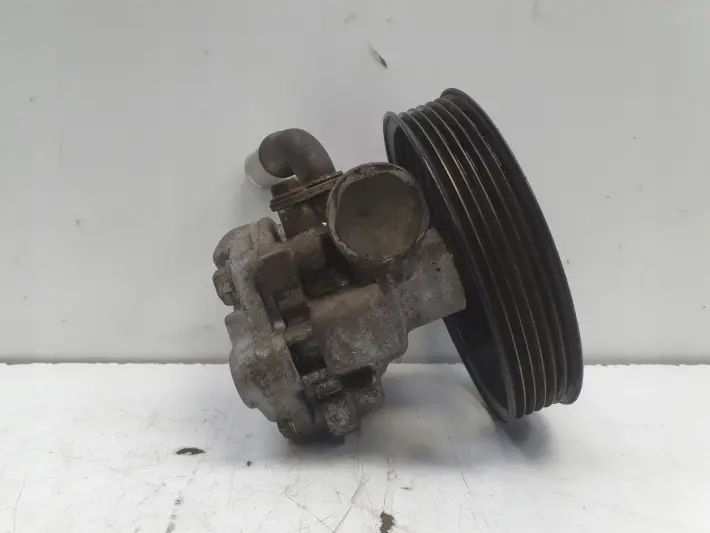 Mazda 3 BK 1.6 16V POMPA WSPOMAGANIA kyb