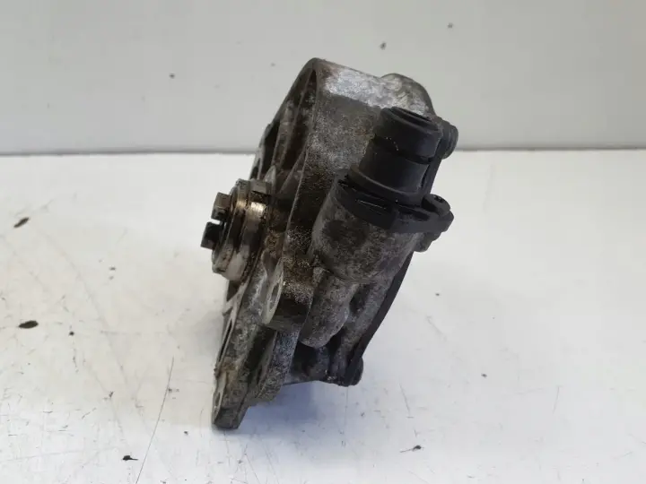 VW Polo V 1.6 TDI POMPA VACUM wakum 03L145100B