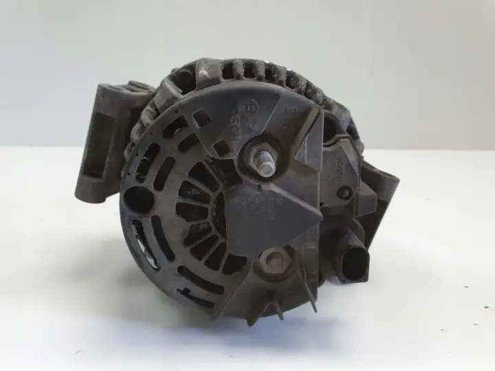 Mercedes Vito W639 2.2 CDI ALTERNATOR 0124425077 bosch 120A