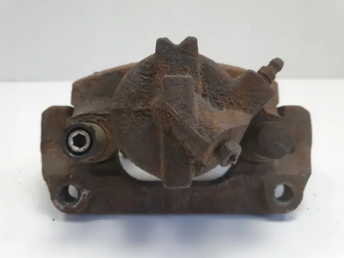 Renault Clio IV V PRAWY PRZEDNI ZACISK HAMULCOWY przód PASAŻERA 368