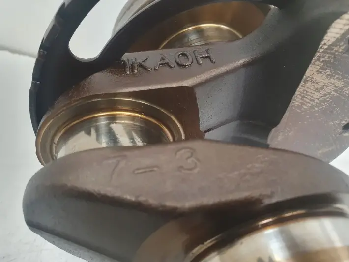 Nissan Juke 1.6 16V WAŁ KORBOWY 1KA0H