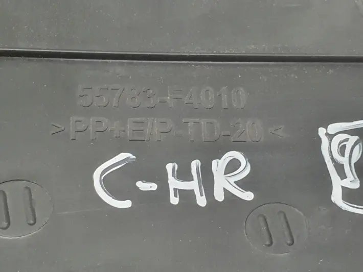 Toyota C-HR CHR PODSZYBIE osłona 55783-F4010