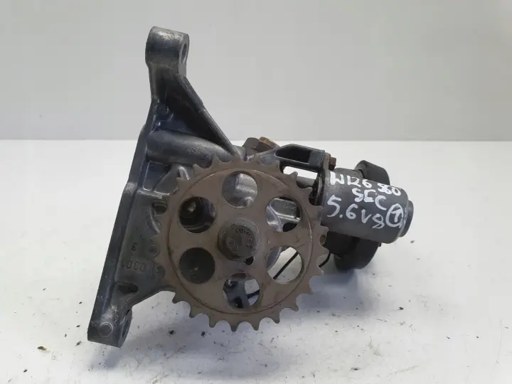 Mercedes W126 C126 5.6 V8 560 SEC POMPA OLEJU olejowa R1171860401