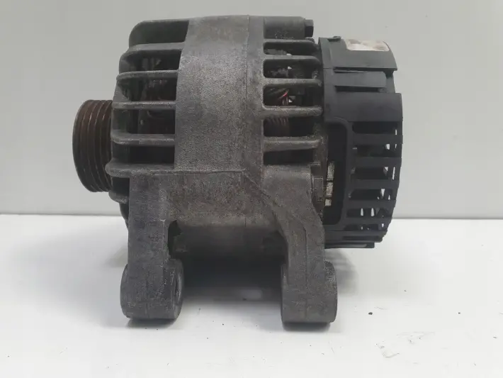 Peugeot 206 1.6 16V ALTERNATOR 9649611580 denso