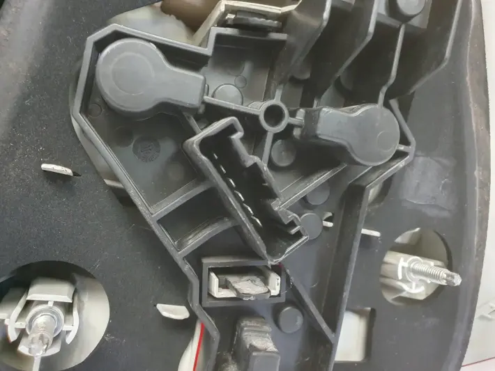 BMW E87 TYLNA LAMPA LEWA lewy tył kierowcy