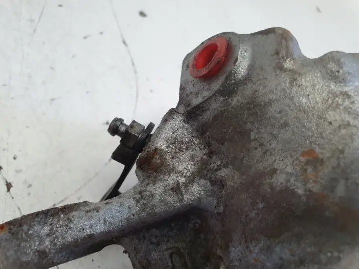 Nissan Micra K14 PRZEDNI ZACISK HAMULCOWY lewy przód kierowcy