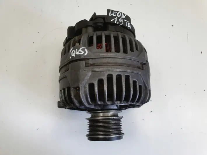 Audi A3 8L Golf IV Seat Leon 1.9 TDI ALTERNATOR 028903028E 120A