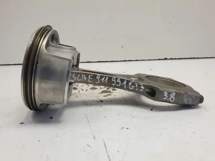 Porsche 911 991 GT3 3.8 TŁOK KORBOWÓD 9A1103138 9A1103017