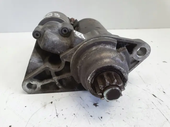 VW Polo V 1.2 12V ROZRUSZNIK bosch 0001120406