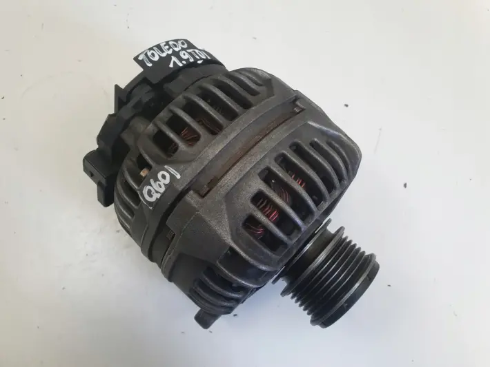 Seat Toledo II Leon I 1.9 TDI ALTERNATOR Bosch 028903028E 120A