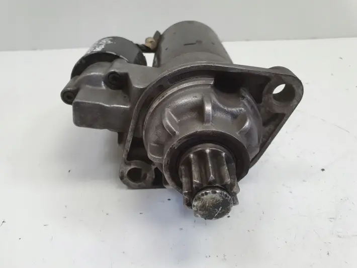 VW Bora 2.3 V5 ROZRUSZNIK
