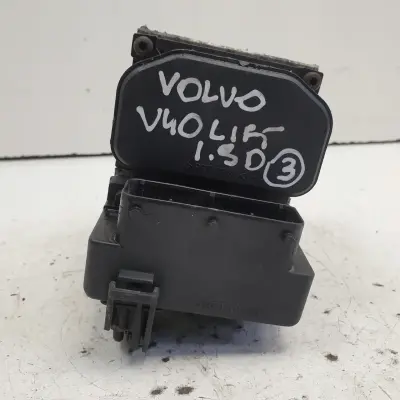 Volvo S40 V40 1.9 D POMPA ABS hamulcowa 30857585