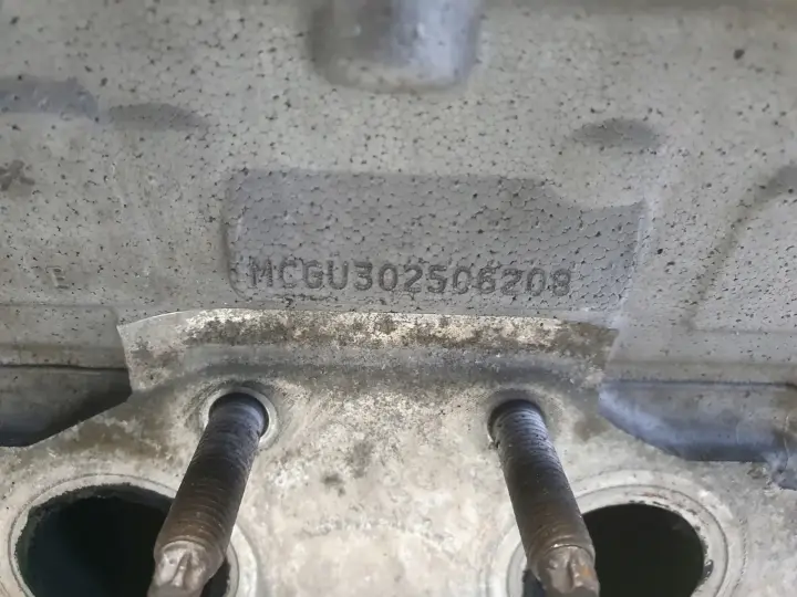 Mini Cooper R56 Peugeot Citroen1.6 16V VTi GŁOWICA CYLINDRÓW V753354980N