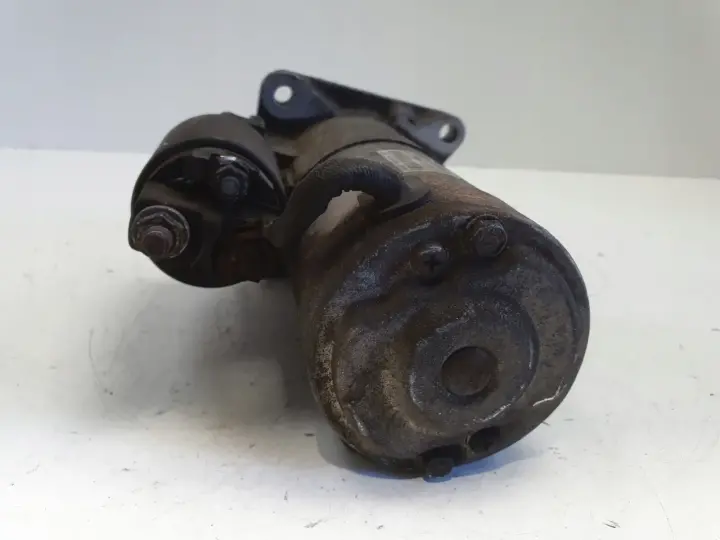 Opel Vectra C 1.9 CDTI ROZRUSZNIK 55352882 M001T30171