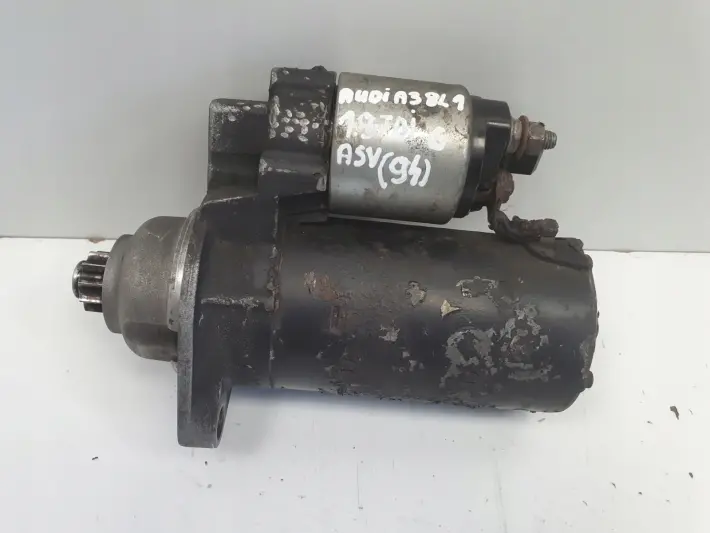 Audi A3 8L 1.9 TDI ROZRUSZNIK bosch 0001125012