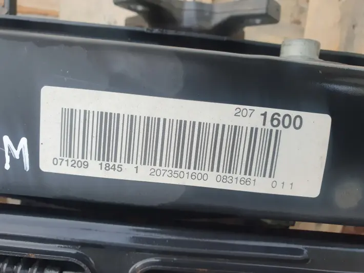 Mercedes W207 3.0 V6 CDI TYLNE ZAWIESZENIE TYŁ KPL