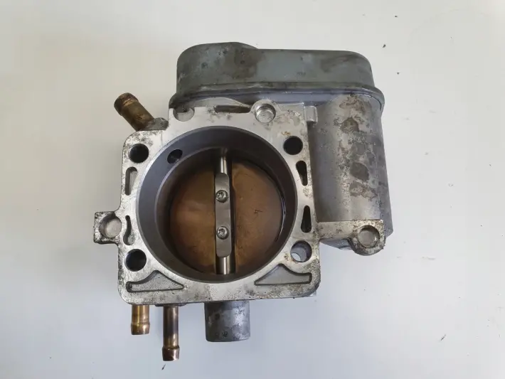 Opel Vectra C 1.8 16V PRZEPUSTNICA 09128518