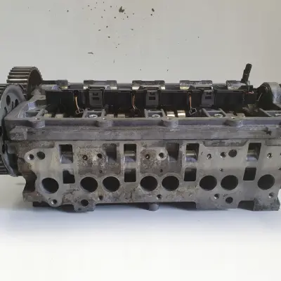VW Passat B6 2.0 TDI GŁOWICA CYLINDRÓW 03G103373A