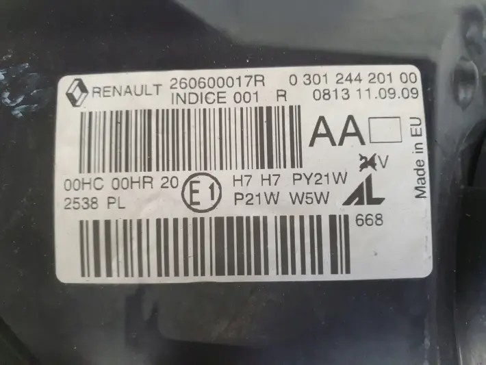 Renault Megane III 08-12r PRZEDNIA LAMPA LEWA lewy przód 260600017R