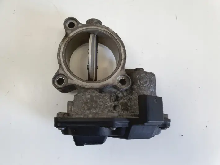 BMW F10 F11 2.0 D PRZEPUSTNICA 7810752