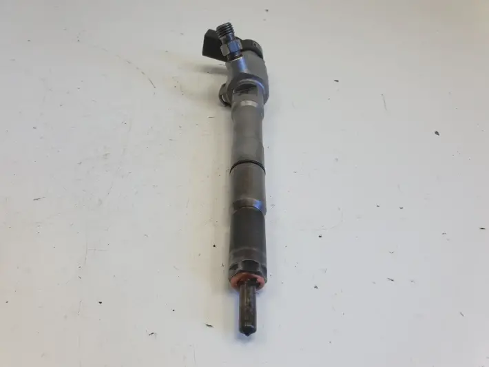 Audi A3 II 8P 1.6 TDI WTRYSKIWACZ wtrysk 03L130277B