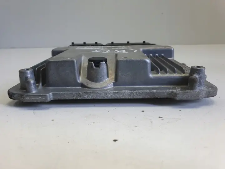 Volvo S60 II V60 1.6 T3 STEROWNIK SILNIKA komputer 0261S06611