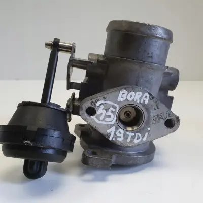 VW Bora 1.9 TDI ZAWÓR EGR 038131501E