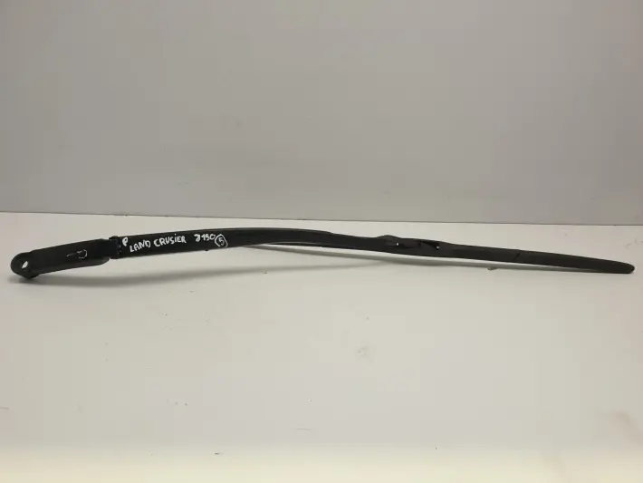 Toyota Land Cruiser 150 PRAWA RAMIE WYCIERACZKI