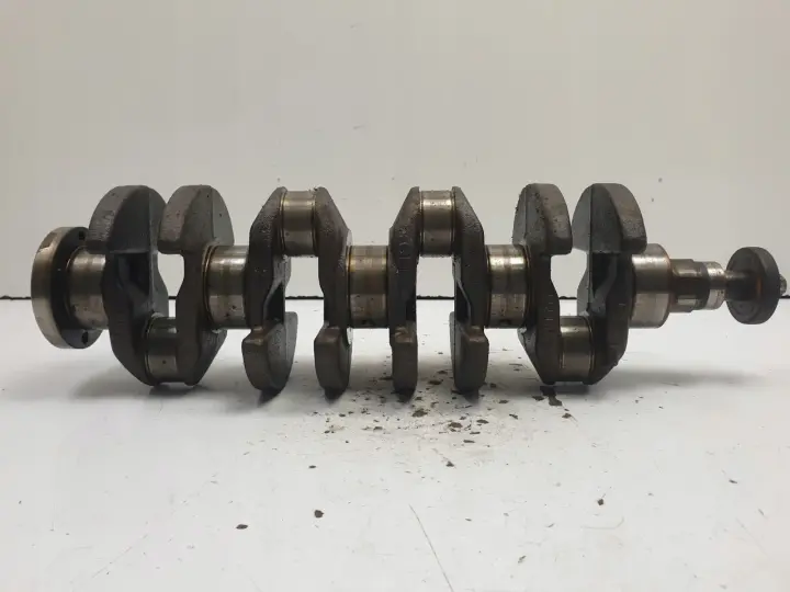 Opel Astra J 1.6 16V WAŁ KORBOWY 55560953 A16XER