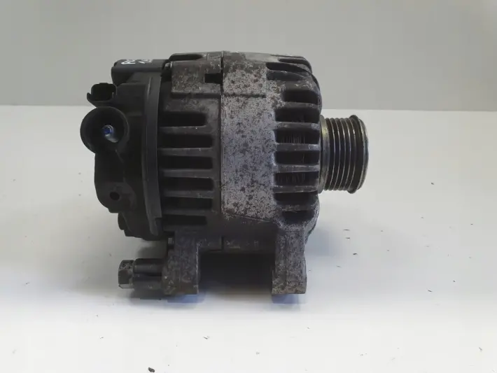 Citroen Xsara Picasso 1.6 HDI ALTERNATOR 9646321780 valeo