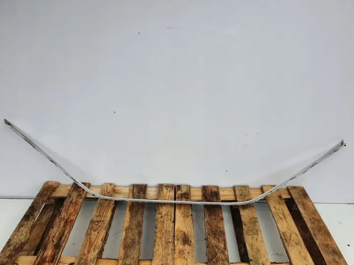 Mercedes W126 C126 SEC LISTWA SZYBY LEWA PRZEDNIA