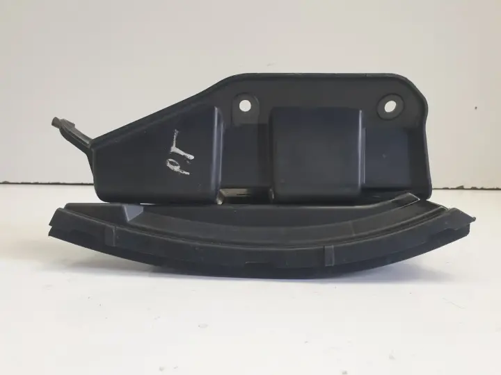 Audi A6 C6 sedan ŚLIZG ZDERZAKA prawy tył Pasażera