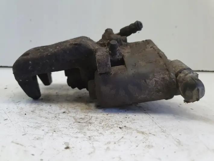 Volvo S60 II S80 II V60 V70 III XC70 II TYLNY ZACISK HAMULCOWY prawy tył