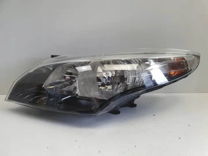 Renault Megane III 12-16r PRZEDNIA LAMPA LEWA lewy przód 260607305R
