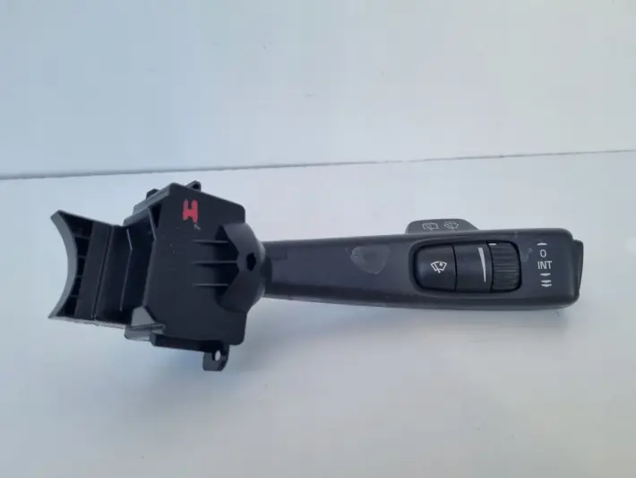 Volvo V70 III XC70 II III MANETKA WYCIERACZEK przełącznik włącznik 31264168