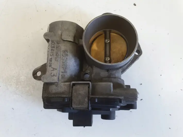Citroen C4 1.4 16V PRZEPUSTNICA 9647925480