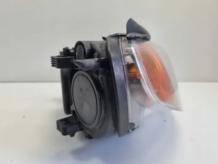 Volvo V70 III XC70 PRZEDNIA LAMPA PRAWA PRAWY PRZÓD XENON SKRĘTNY 31383541