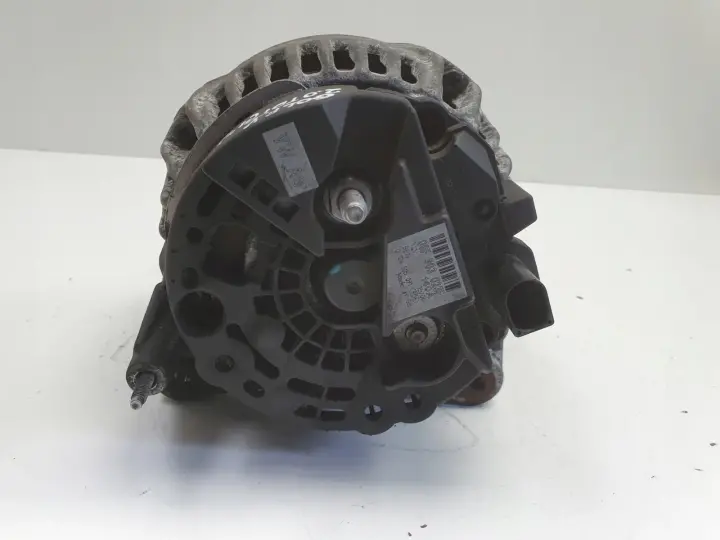 VW Golf V 2.0 TDI ALTERNATOR bosch 06F903023F 140A