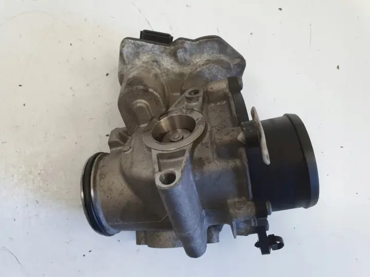0731ffa2b6292edc44c624c95dd3d350