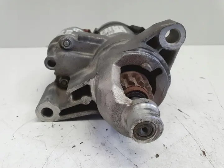 Audi A6 C7 2.0 TDI ROZRUSZNIK denso 04L911024 MS438000-0980