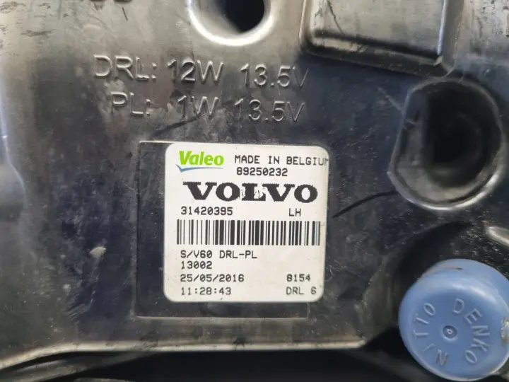 Volvo S60 II V60 LIFT PRZEDNI HALOGEN LEWY PRZÓD kierowcy LED DRL 31420395